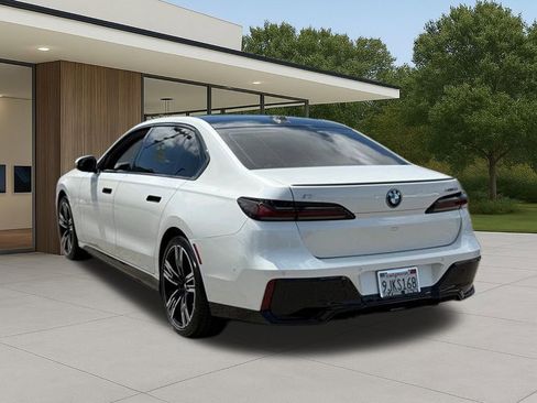 Certified 2024 BMW i7 xDrive60 AWD/4WD image 12