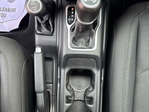 Used 2019 Jeep Wrangler Unlimited Sport S image 16