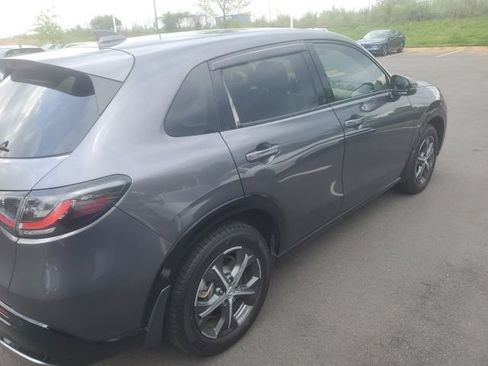 Used 2023 Honda HR-V EX-L image 4