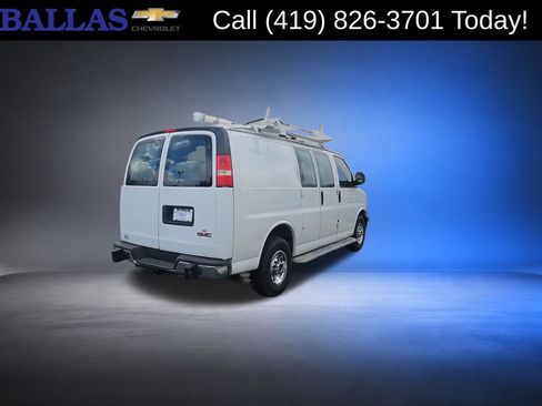 Used 2015 GMC Savana 2500 RWD image 8