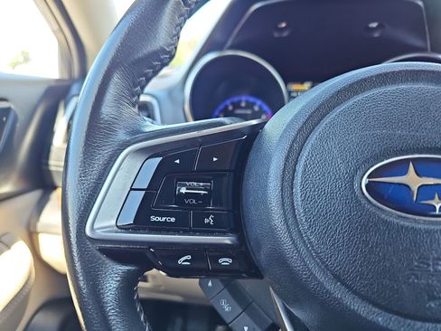 Used 2018 Subaru Outback 2.5i Limited image 17