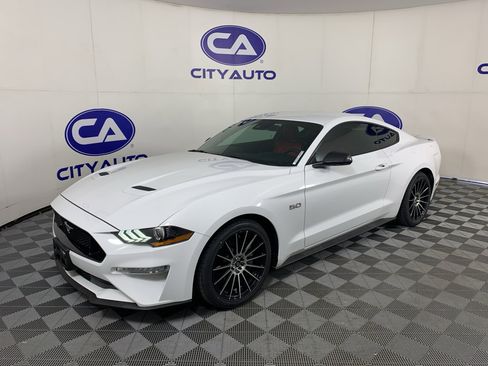 Used 2018 Ford Mustang GT Premium w/ Equipment Group 401A RWD image 7