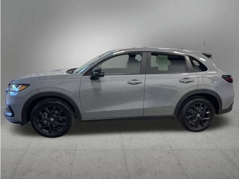 Certified 2025 Honda HR-V Sport image 3
