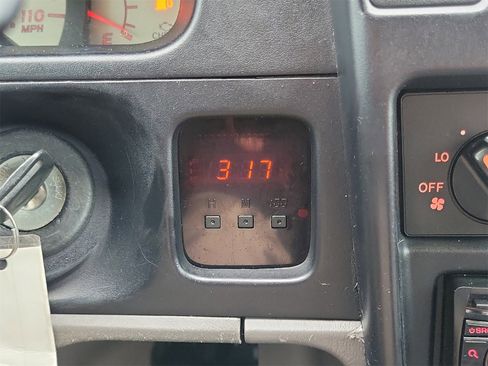 Used 2004 Toyota Tacoma PreRunner image 20