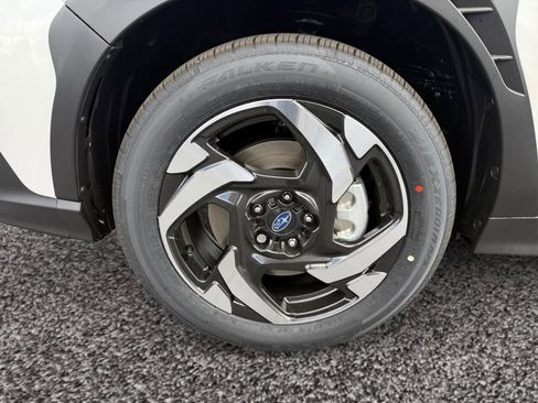 New 2026 Subaru Crosstrek 2.5i Limited AWD/4WD image 9