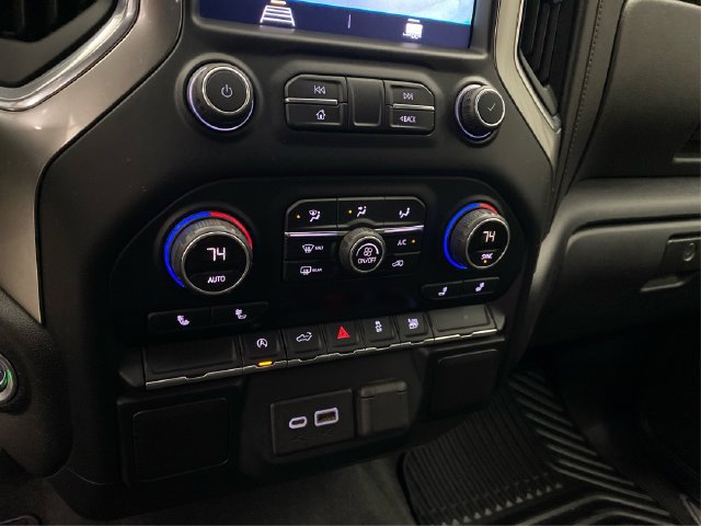 Used 2019 Chevrolet Silverado 1500 LT w/ All-Star Edition AWD/4WD image 31
