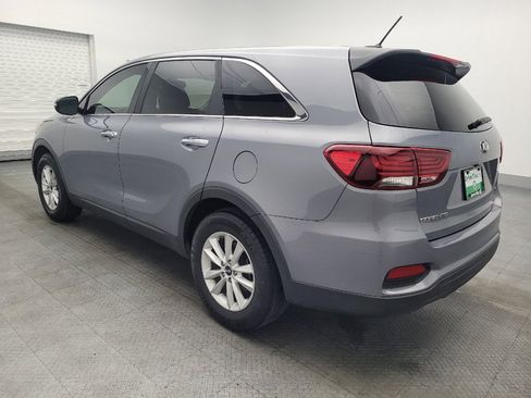 Used 2020 Kia Sorento LX image 5
