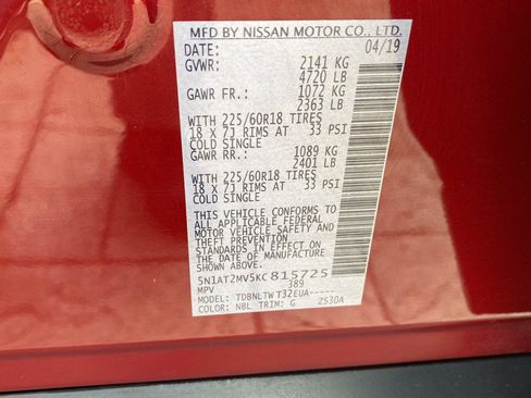 Used 2019 Nissan Rogue SV w/ Premium Package AWD/4WD image 17