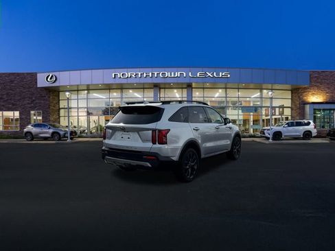 Used 2021 Kia Sorento SX Prestige image 24