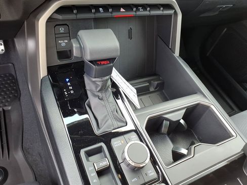 New 2026 Toyota Tundra SR5 AWD/4WD image 16