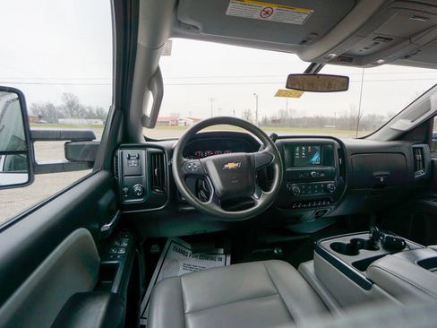Used 2019 Chevrolet Silverado 2500 W/T w/ WT Convenience Package AWD/4WD image 13