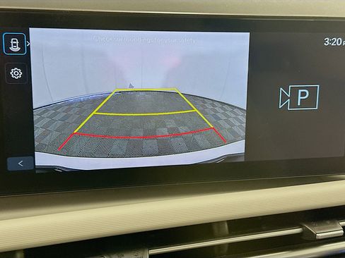 Used 2025 Hyundai Tucson SEL image 22