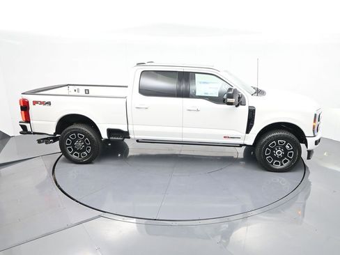 New 2026 Ford F250 Platinum AWD/4WD image 24