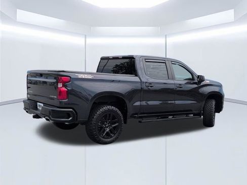 Used 2022 Chevrolet Silverado 1500 Custom Trail Boss AWD/4WD image 6