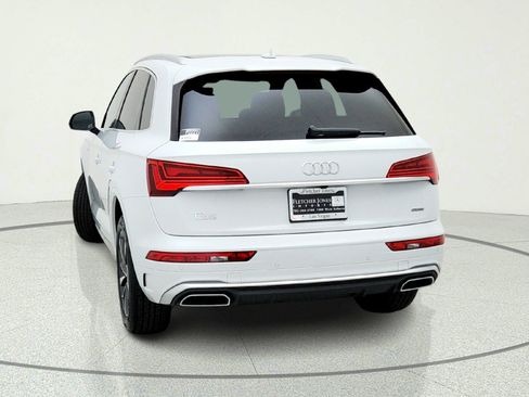Used 2023 Audi Q5 2.0T Premium w/ Convenience Package AWD/4WD image 11