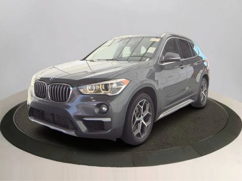 Used 2019 BMW X1 xDrive28i w/ Convenience Package AWD/4WD image 3