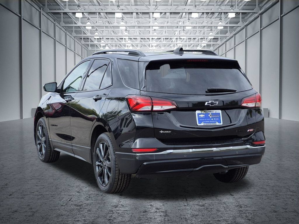 Certified 2022 Chevrolet Equinox RS AWD/4WD image 5