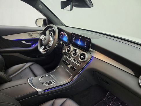 Used 2022 Mercedes-Benz GLC 300 image 17