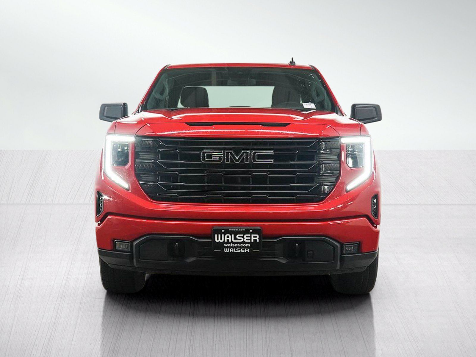 Used 2024 GMC Sierra 1500 Elevation w/ LPO, Elevation Black Package AWD/4WD image 8
