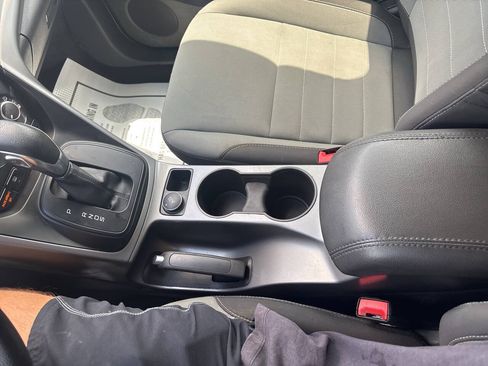 Used 2016 Ford Escape SE AWD/4WD image 24