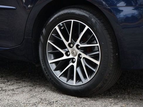 Used 2017 Lexus ES 350 w/ Navigation System Package image 14