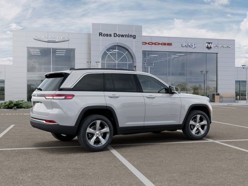 New 2026 Jeep Grand Cherokee Limited RWD image 4