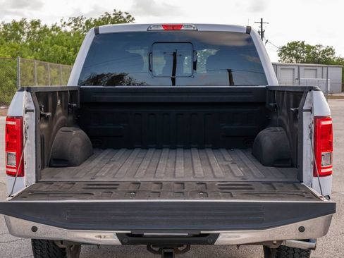 Used 2017 Ford F150 XLT w/ Equipment Group 302A Luxury image 23