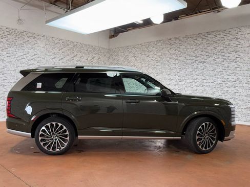 New 2026 Hyundai Palisade Calligraphy FWD image 9