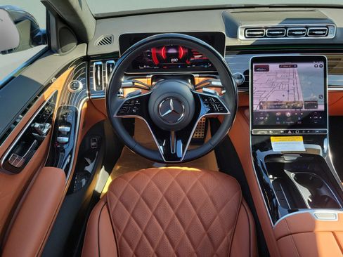 New 2026 Mercedes-Benz S 580 4MATIC Sedan image 13