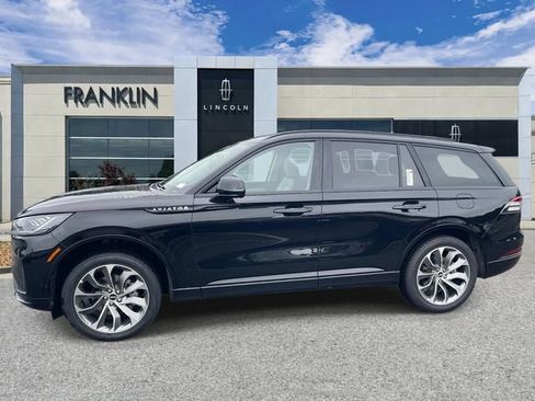 New 2026 Lincoln Aviator AWD image 6