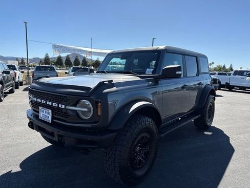 Certified 2022 Ford Bronco Wildtrak AWD/4WD image 2