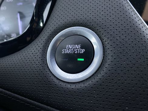 Certified 2022 Cadillac XT5 Premium Luxury w/ LPO, Floor Liner Package image 8