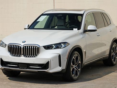 Used 2024 BMW X5 sDrive40i w/ Premium Package RWD image 52