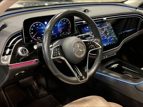 Used 2025 Mercedes-Benz E 450 4MATIC All-Terrain Wagon image 14