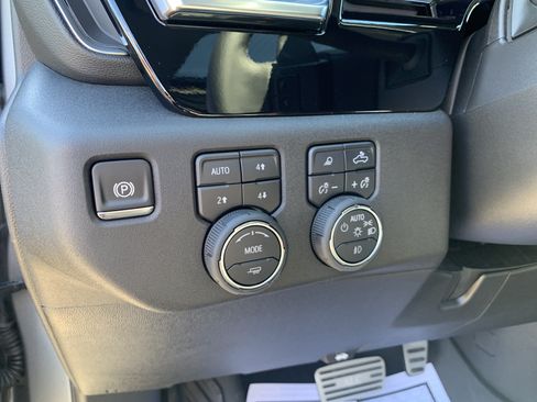 New 2025 Chevrolet Silverado 1500 RST AWD/4WD image 15