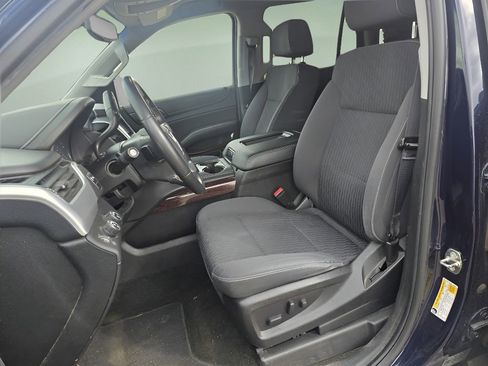 Used 2018 GMC Yukon SLE image 13