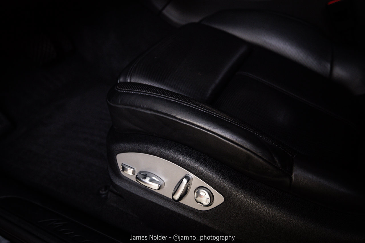 Certified 2023 Porsche Macan AWD/4WD image 14