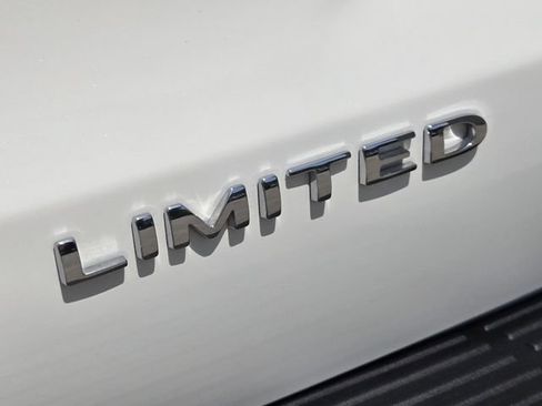 Used 2021 Ford Expedition Limited AWD/4WD image 16
