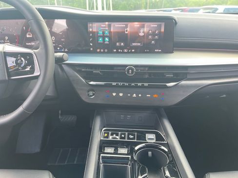 Certified 2025 Nissan Murano SL AWD/4WD image 21