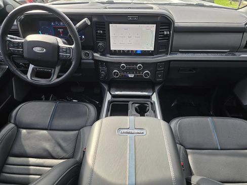 Used 2025 Ford F350 Platinum AWD/4WD image 18