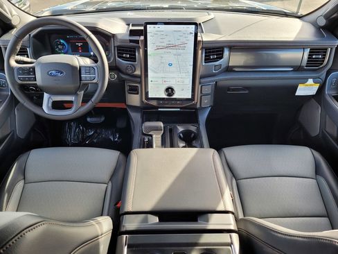 New 2025 Ford F150 Lightning Lariat image 30