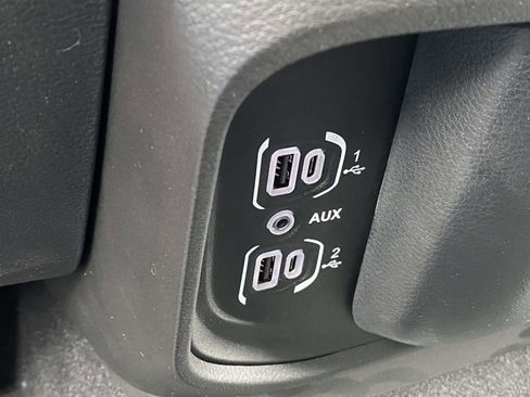 New 2026 RAM 1500 Express image 26