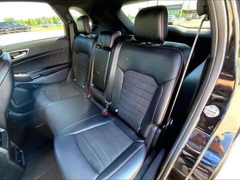 Used 2024 Ford Edge ST-Line AWD/4WD image 24
