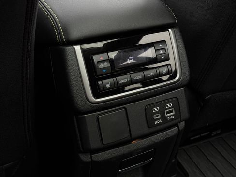 Used 2024 Subaru Ascent Onyx Edition Limited AWD/4WD image 26