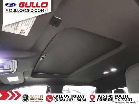 Used 2022 Chevrolet Silverado 1500 High Country w/ Safety Package II image 23