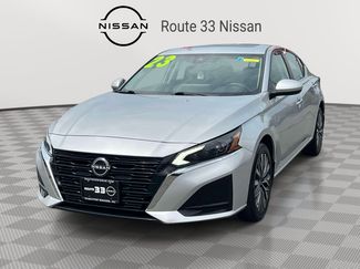 Used 2023 Nissan Altima 2.5 SV w/ SV Premium Package AWD/4WD video 2