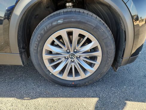 Used 2025 MAZDA CX-90 3.3 Turbo w/ Preferred Package image 9