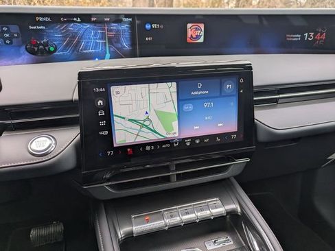 New 2026 Lincoln Nautilus Premier image 15