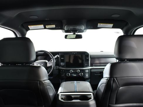 New 2026 Ford F250 Platinum image 17