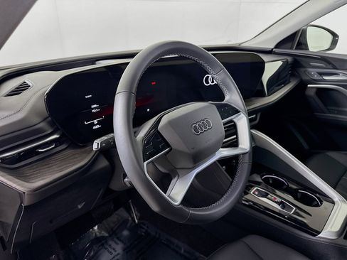 Certified 2025 Audi Q5 Premium Plus w/ Premium Plus image 4